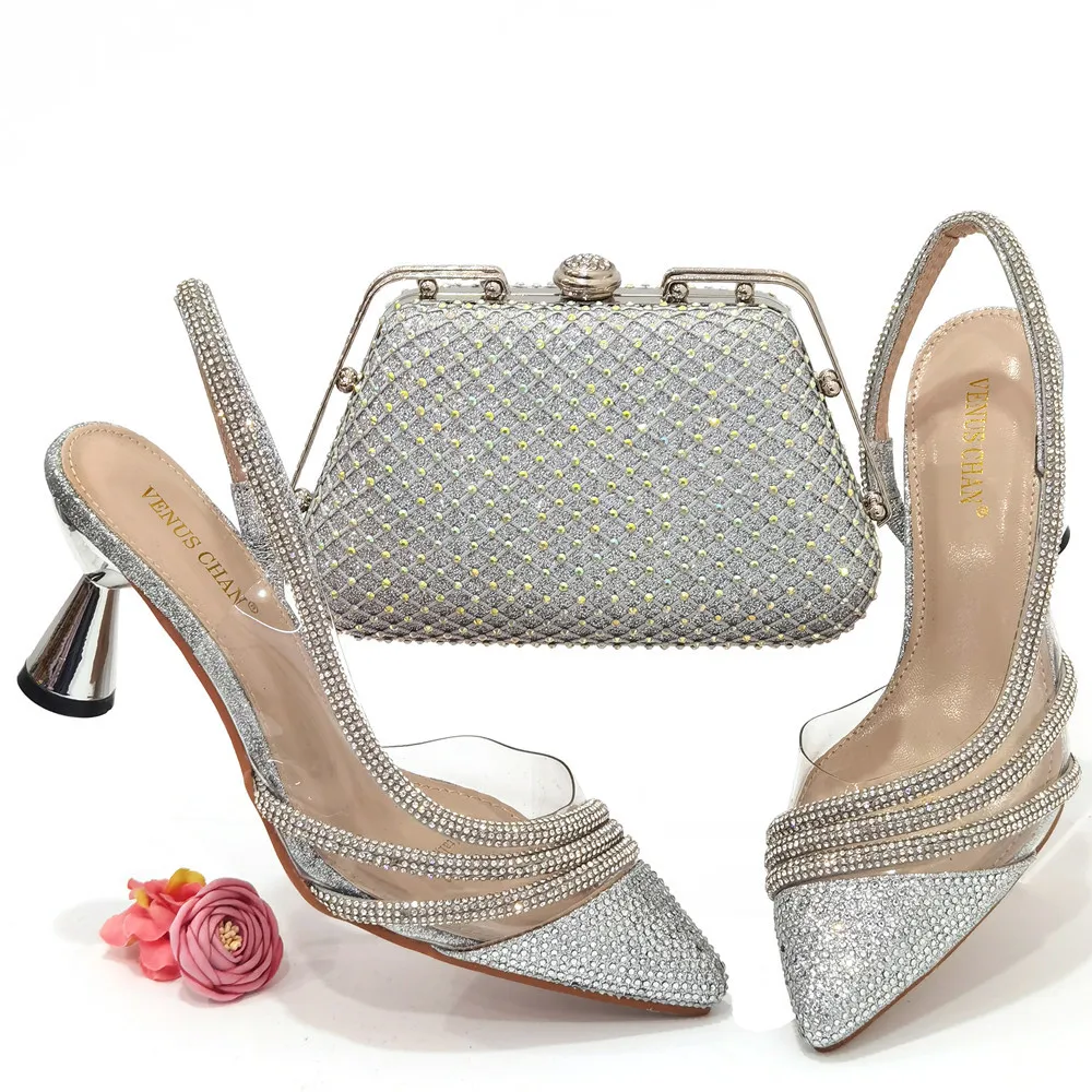 Perfect New Fashionable And Beautiful Silver Mesh With Coral Pattern Hollow Design Trendy Party Ladies Shoes And Bag
Perfect New Fashionable And Beautiful Silver Mesh With Coral Pattern Hollow Design Trendy Party Ladies Shoes And Bag