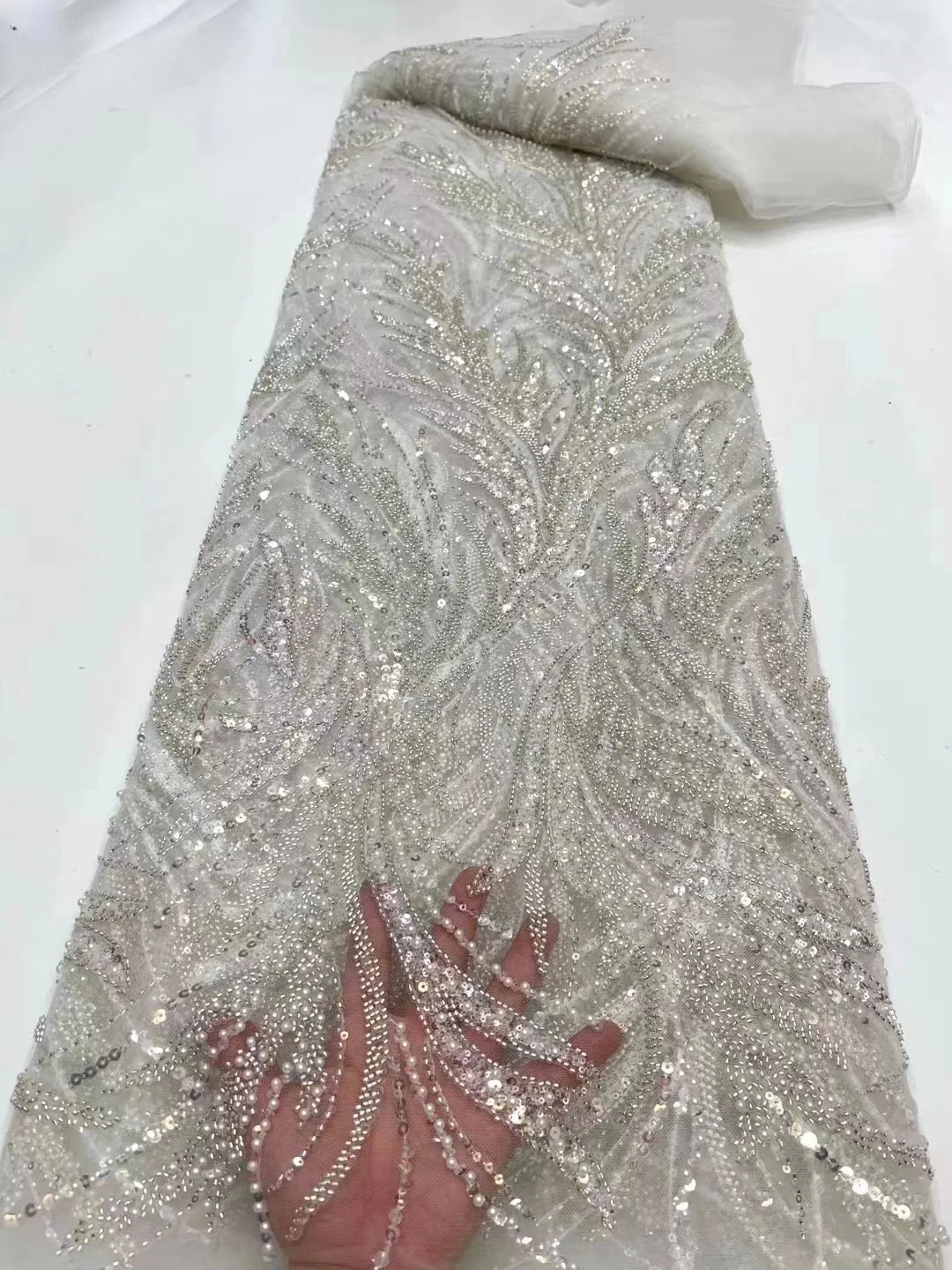 Luxury High Quality African Handmade Beaded Lace Fabric Wine French Embroidery Lace Fabric For Nigerian Wedding Party QF0174
Luxury High Quality African Handmade Beaded Lace Fabric Wine French Embroidery Lace Fabric For Nigerian Wedding Party QF0174
