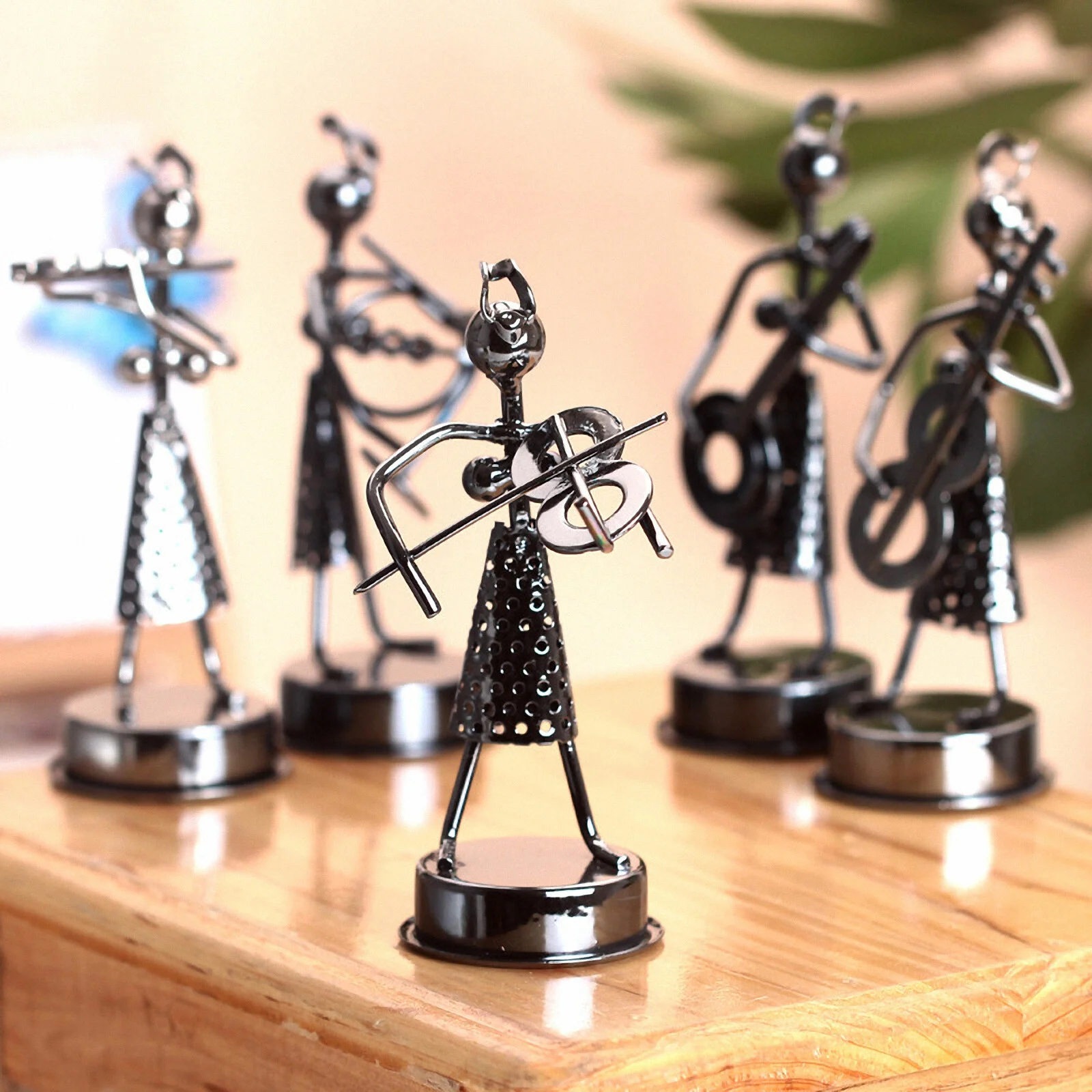 5 Pcs Iron Artist Ornaments Desktop Band Adornment Rock Roll Decor Car Dashboard Decorations Figure Tabletop Violin
5 Pcs Iron Artist Ornaments Desktop Band Adornment Rock Roll Decor Car Dashboard Decorations Figure Tabletop Violin