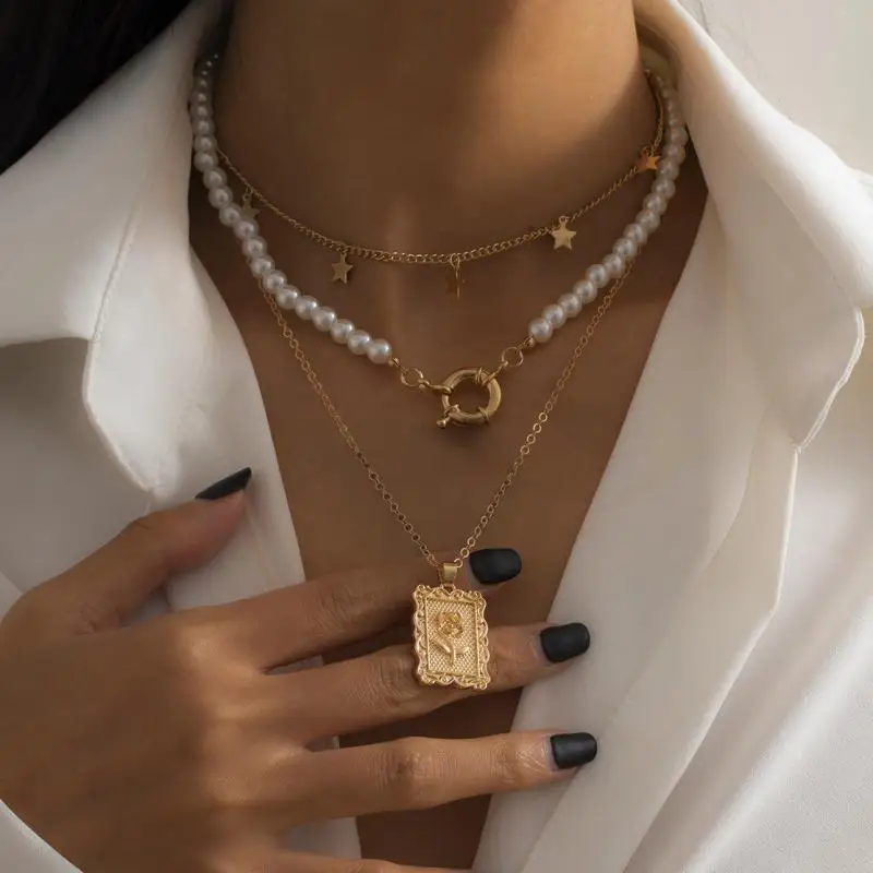 Multi-Layer Necklaces Set For Women Vintage Punk Chains On The Neck Choker Portrait Pearl Round Coin Pendant Jewelry Gifts
Multi-Layer Necklaces Set For Women Vintage Punk Chains On The Neck Choker Portrait Pearl Round Coin Pendant Jewelry Gifts