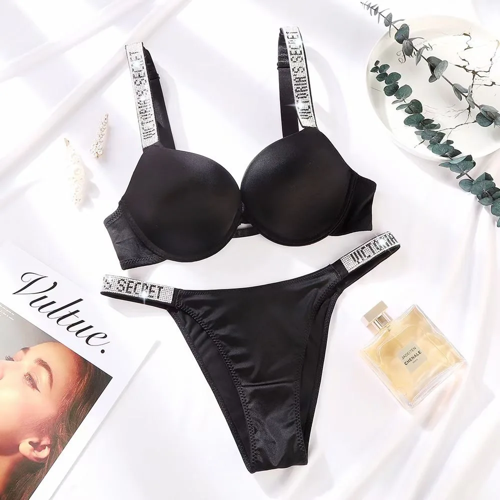 Sexy Rhinestone Bralette Set Lace Breathable Women Underwear Brand Design Backless Push Up Bra Comfort Plus Size Lingerie Top
Sexy Rhinestone Bralette Set Lace Breathable Women Underwear Brand Design Backless Push Up Bra Comfort Plus Size Lingerie Top