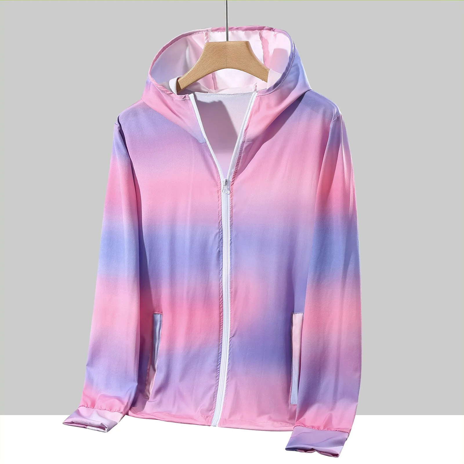 Male Spring And Summer Sunscreen Ice Silk Thin Long Sleeved Zipper Hooded Color Jacket Cool Mens Jackets with Hood
Male Spring And Summer Sunscreen Ice Silk Thin Long Sleeved Zipper Hooded Color Jacket Cool Mens Jackets with Hood