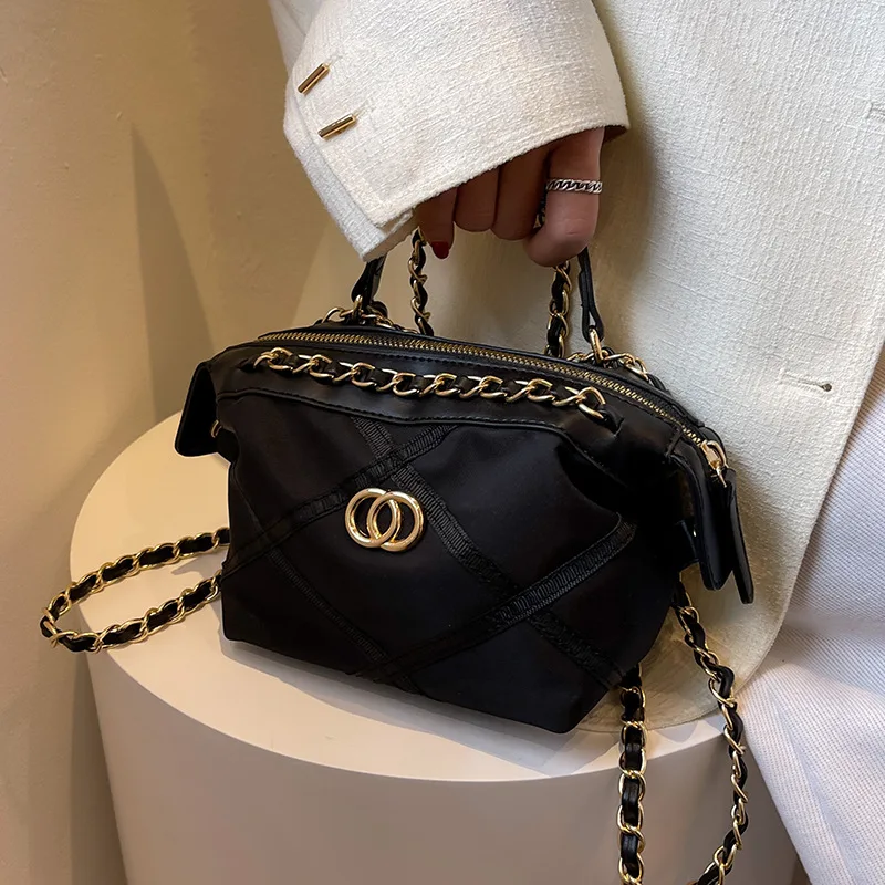 Versatile Ins Small Bag Women's 2022 Summer New Popular Chain Messenger Portable Mini Bag Purses and Handbags Luxury Designer
Versatile Ins Small Bag Women's 2022 Summer New Popular Chain Messenger Portable Mini Bag Purses and Handbags Luxury Designer