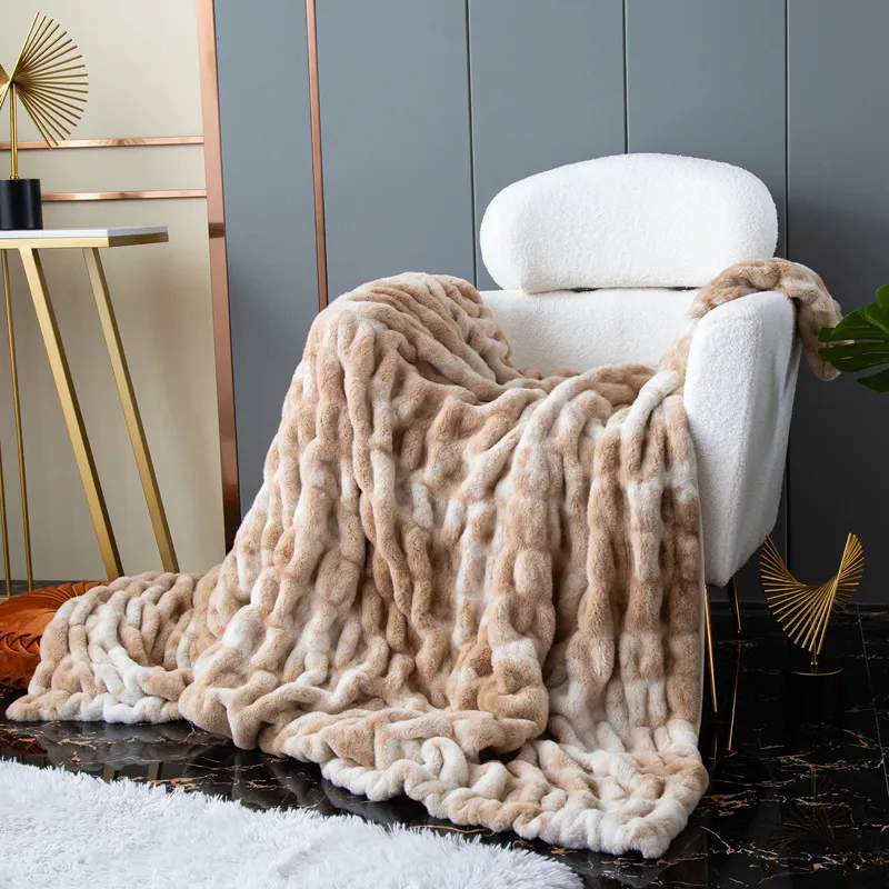 Nordic Style Throw Blanket Thickened Autumn Winter Rabbit Plush Double-sided Quilt Suitable for Leisure Nap Bedroom Sofa Office
Nordic Style Throw Blanket Thickened Autumn Winter Rabbit Plush Double-sided Quilt Suitable for Leisure Nap Bedroom Sofa Office