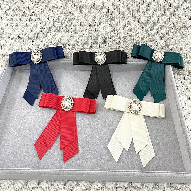 2023 Hot Sale Vintage Bow Brooch With Multiple Colors Brooch Shirt Collar Fashion Jewelry Brooch Women Fashion Accessory
2023 Hot Sale Vintage Bow Brooch With Multiple Colors Brooch Shirt Collar Fashion Jewelry Brooch Women Fashion Accessory