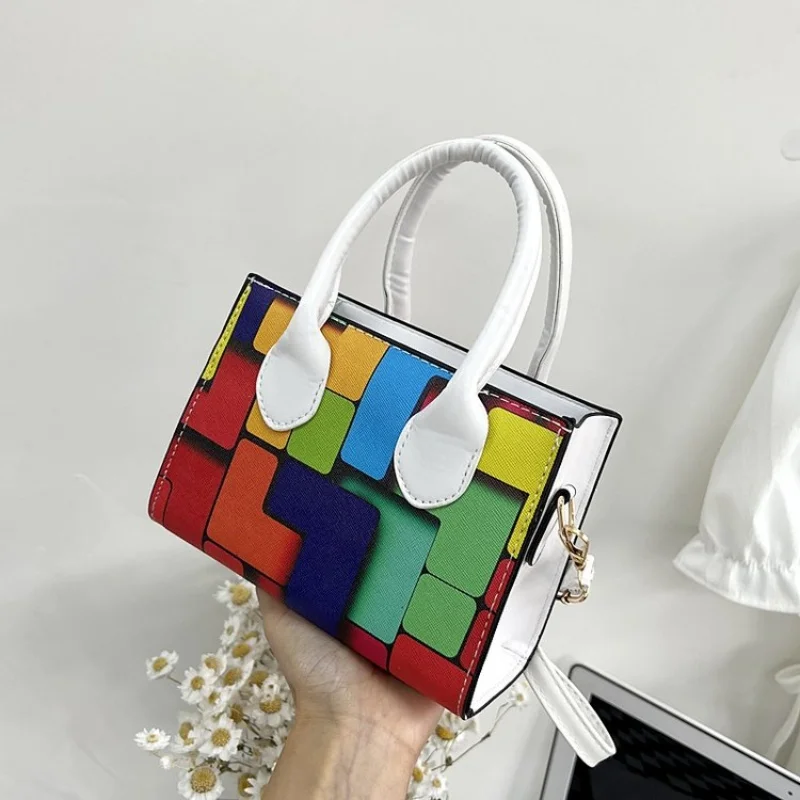 New Color Contrast Versatile Handbag Square Shoulder Bag Geometric Horizontal Casual Shoulder Bag Fashion Bag
New Color Contrast Versatile Handbag Square Shoulder Bag Geometric Horizontal Casual Shoulder Bag Fashion Bag