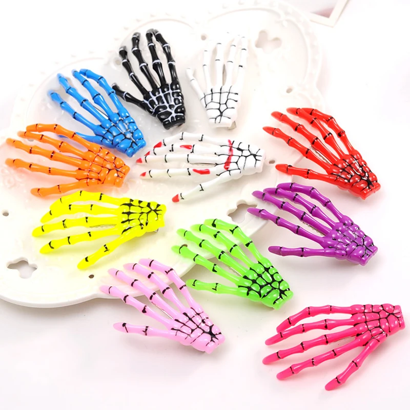 Skull Hand Bone Hairpin Fluorescence Cosplay Party Decoration Headwear Bloodstain Hairpin Cool Creative Hair Clip Hair Accessory
Skull Hand Bone Hairpin Fluorescence Cosplay Party Decoration Headwear Bloodstain Hairpin Cool Creative Hair Clip Hair Accessory