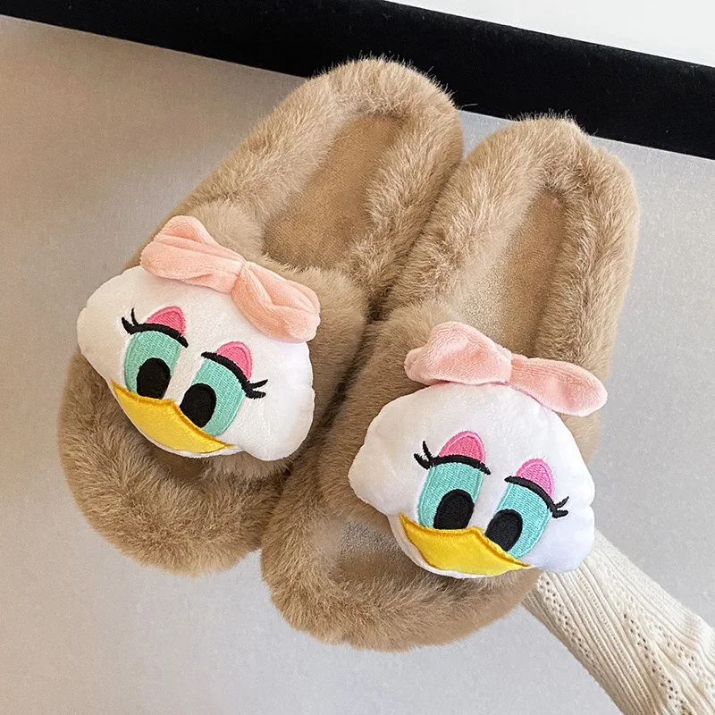Disney New Cartoon Donald Duck Autumn And Winter Slippers For Girls Outer Wear Fashion Plush Flip-flop Indoor Cotton Slippers
Disney New Cartoon Donald Duck Autumn And Winter Slippers For Girls Outer Wear Fashion Plush Flip-flop Indoor Cotton Slippers