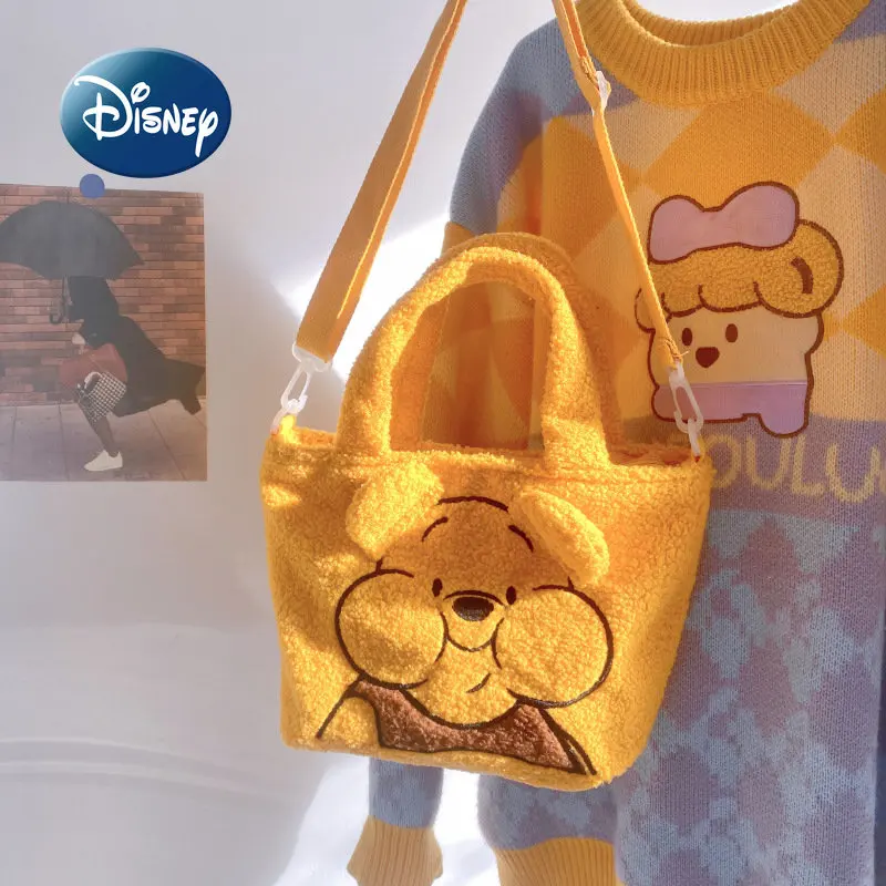 Disney 2022 New Winnie The Pooh Plush Handbag Cartoon Cute Girl Plush Handbag Large Capacity Fashion Trend Girls Oblique Bag
Disney 2022 New Winnie The Pooh Plush Handbag Cartoon Cute Girl Plush Handbag Large Capacity Fashion Trend Girls Oblique Bag