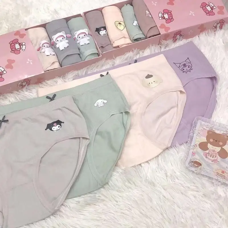 Cartoon Underwear Boxed Anime Printing Kuromi My Melody Cinnamoroll Low-Waist Briefs Seamless Sweet Cute Cotton Breathable Girls
Cartoon Underwear Boxed Anime Printing Kuromi My Melody Cinnamoroll Low-Waist Briefs Seamless Sweet Cute Cotton Breathable Girls