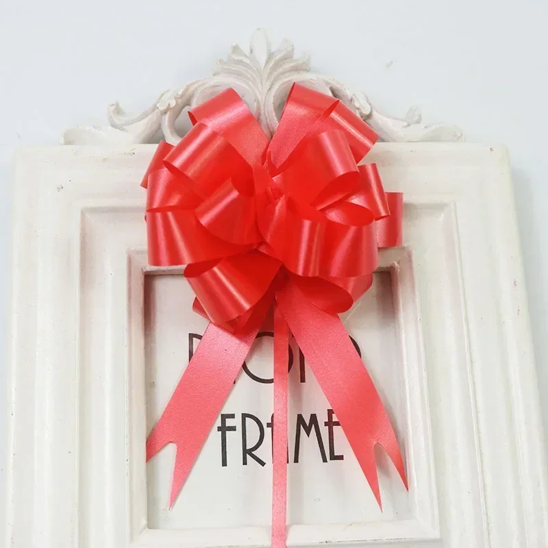 Пластиковые разноцветные банты
Пластиковые разноцветные банты