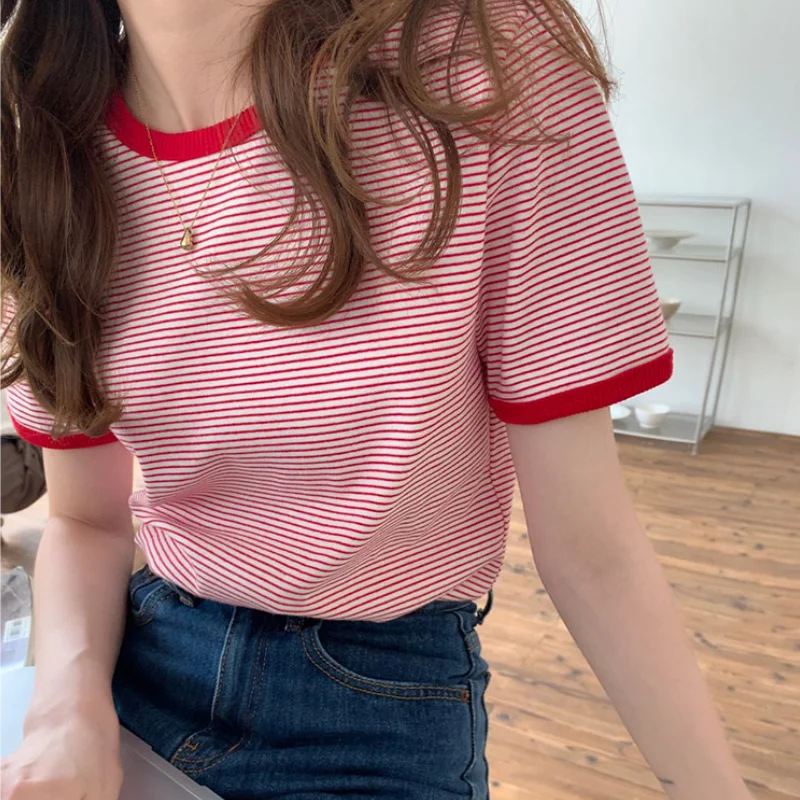 Summer Sweet Women All-match Knitted O-neck Tops Korean Female Striped Short Sleeve T-shirts Girlish Style Casual Slim T-shirts
Summer Sweet Women All-match Knitted O-neck Tops Korean Female Striped Short Sleeve T-shirts Girlish Style Casual Slim T-shirts
