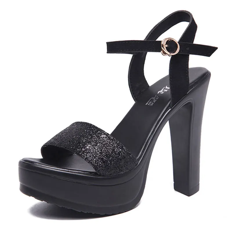 2022 Fashion Bling Women'S Heel Summer Sandals Female Wedge Heel Woman Sandals Ankle Strap Platform Shoes 32 33 37 38 39 41 43
2022 Fashion Bling Women'S Heel Summer Sandals Female Wedge Heel Woman Sandals Ankle Strap Platform Shoes 32 33 37 38 39 41 43