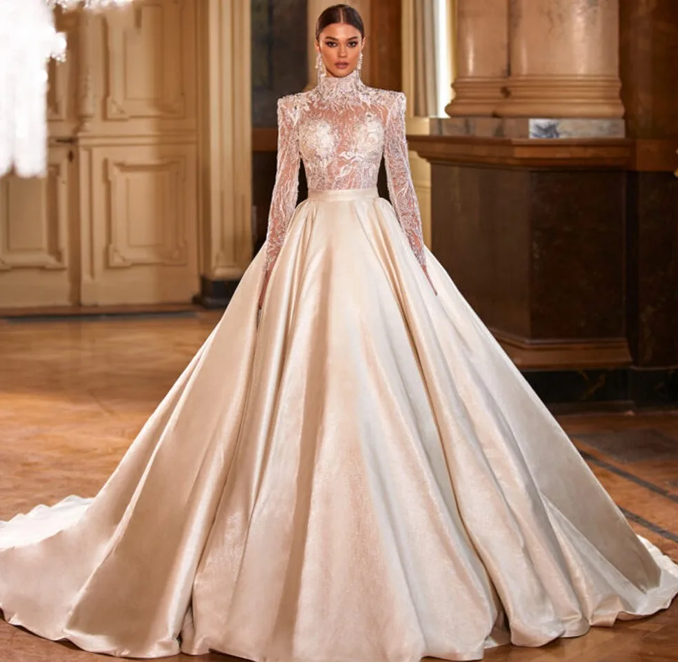 Luxury Princess 2022 Wedding Bride Dresses High Neck Long Sleeve Robe Mariee Lace Appliques A-Line Satin Vestido De Novia
Luxury Princess 2022 Wedding Bride Dresses High Neck Long Sleeve Robe Mariee Lace Appliques A-Line Satin Vestido De Novia