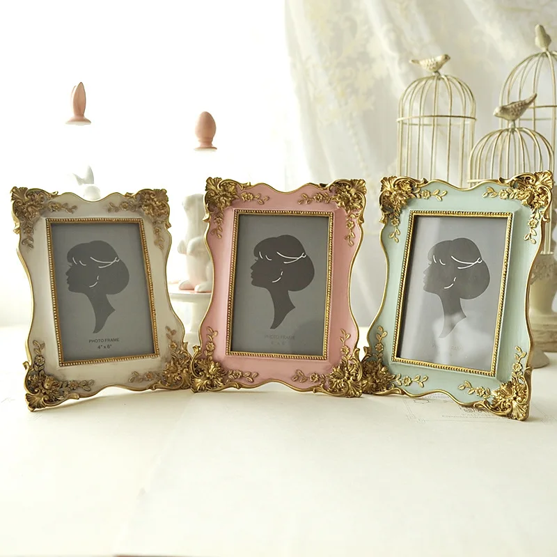 French Embossed Creative European-style Painted Gold Resin Photo Frame 6-inch Photo Frame Home Decoration Baroque Photo Frame
French Embossed Creative European-style Painted Gold Resin Photo Frame 6-inch Photo Frame Home Decoration Baroque Photo Frame