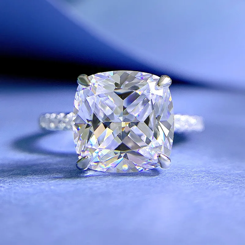 SpringLady Cushion Cut 10MM Lab Diamond Ring 925 Sterling Silver Party Wedding band Rings for Women Men Engagement Jewelry
SpringLady Cushion Cut 10MM Lab Diamond Ring 925 Sterling Silver Party Wedding band Rings for Women Men Engagement Jewelry