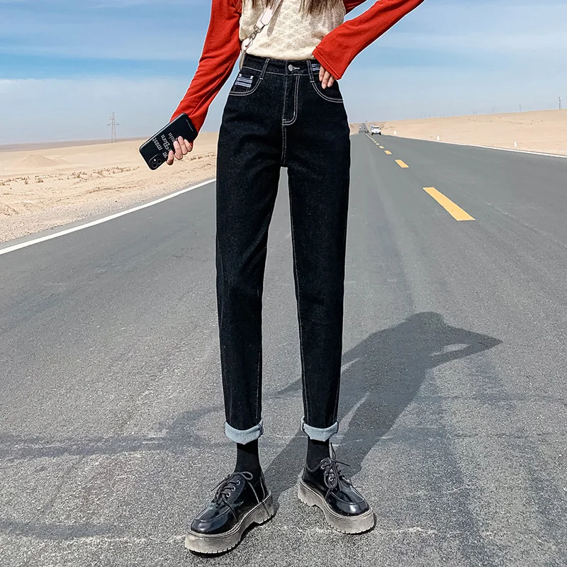 Autumn New Plus Size jeans women High Waist 4xl 5xl Stretch Loose Streetwear Mom Harem Pants Female Denim Trousers
Autumn New Plus Size jeans women High Waist 4xl 5xl Stretch Loose Streetwear Mom Harem Pants Female Denim Trousers