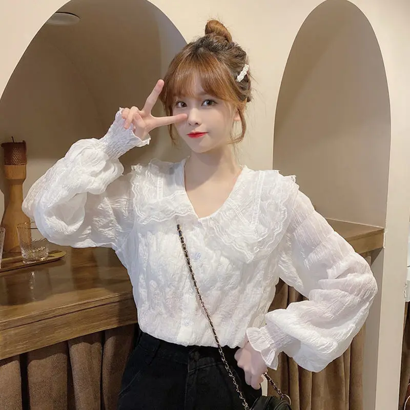 Fashion Women Blouse Summer 2022 Floral Print Sweet Shirt White Lace Casual Loose Round Neck Long Sleeve Sexy Slim Fit Blouse
Fashion Women Blouse Summer 2022 Floral Print Sweet Shirt White Lace Casual Loose Round Neck Long Sleeve Sexy Slim Fit Blouse