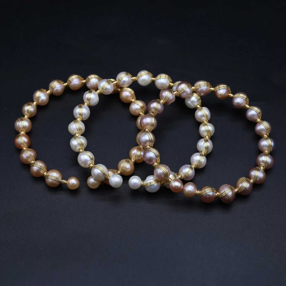 Natural Freshwater Pearl Beads Bracelet Fashion Women Pearl Bracelet Charm Copper Wire Braided for Women Jewelry Gift Adjustable
Natural Freshwater Pearl Beads Bracelet Fashion Women Pearl Bracelet Charm Copper Wire Braided for Women Jewelry Gift Adjustable