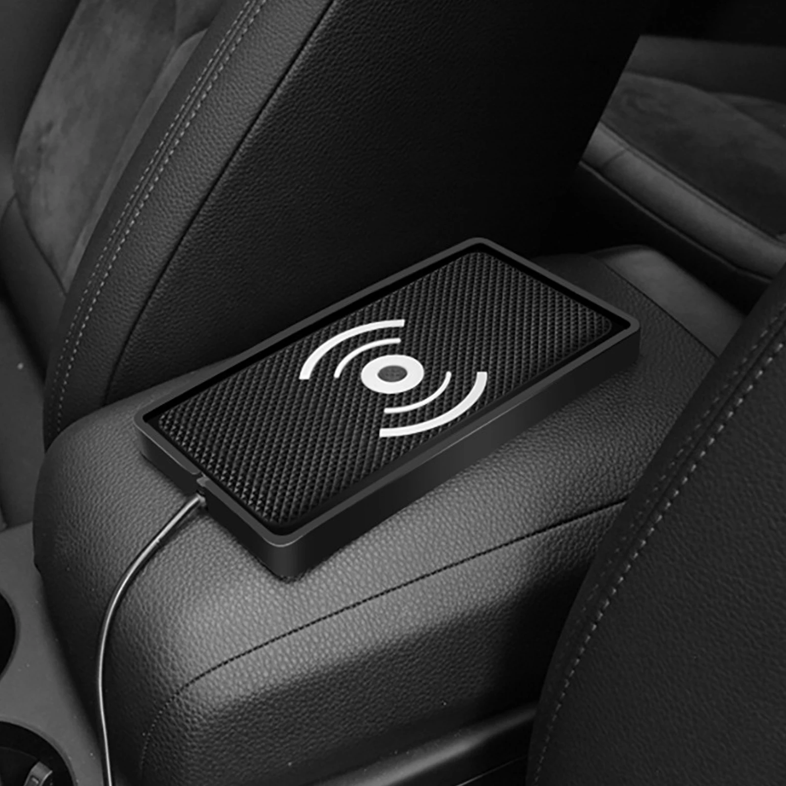 10W Car Wireless Quickly Charger for IPhone 8 XS XR Car Charging Pad for Samsung S10 Dock Station Non-Slip Mat Dashboard Holder
10W Car Wireless Quickly Charger for IPhone 8 XS XR Car Charging Pad for Samsung S10 Dock Station Non-Slip Mat Dashboard Holder