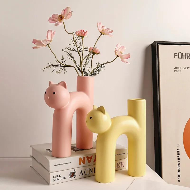 Nordic Creative Tubular Cat Vase Korean Cute Desktop Ceramic Vase Living Room Home Ornament Decoration Gift for Girls
Nordic Creative Tubular Cat Vase Korean Cute Desktop Ceramic Vase Living Room Home Ornament Decoration Gift for Girls