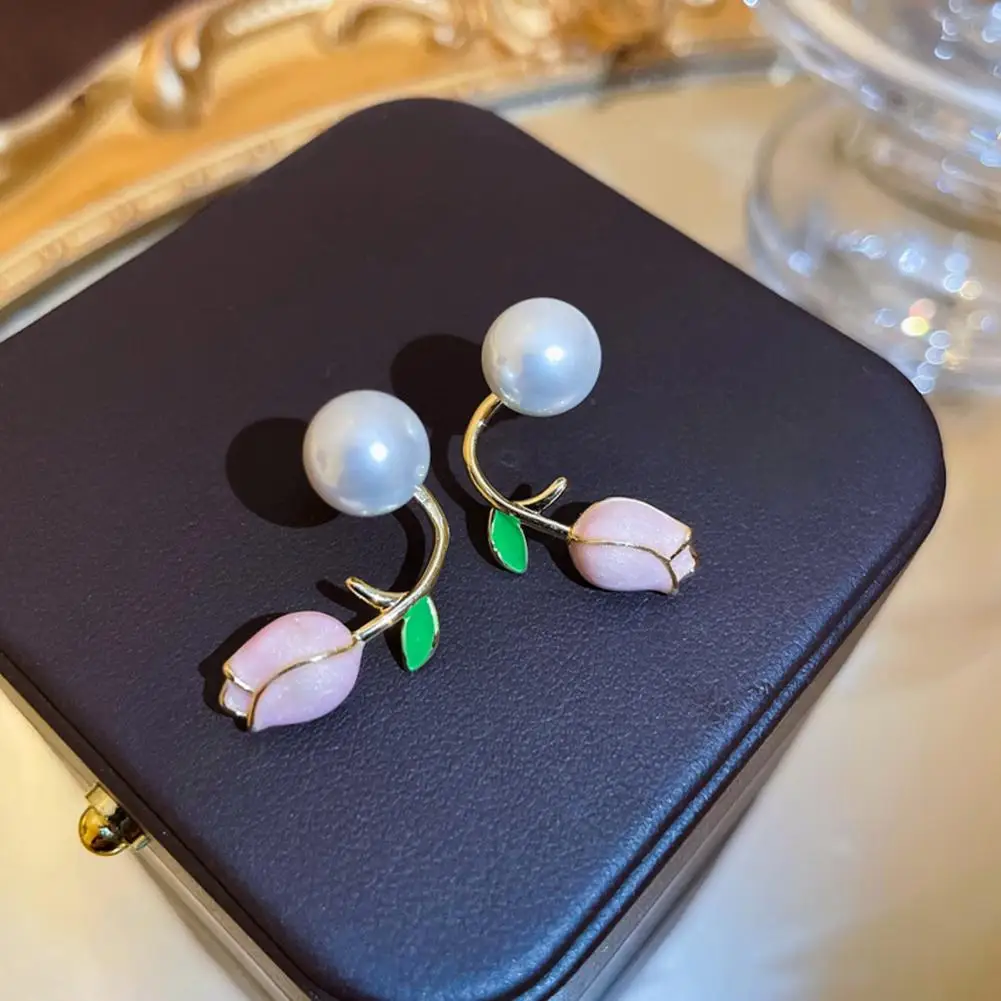 Fabulous Women Earrings Smooth Surface Party Jewelry Exquisite Anti-allergy Women Earrings Ear Jacket Ear Stud 1 Pair
Fabulous Women Earrings Smooth Surface Party Jewelry Exquisite Anti-allergy Women Earrings Ear Jacket Ear Stud 1 Pair