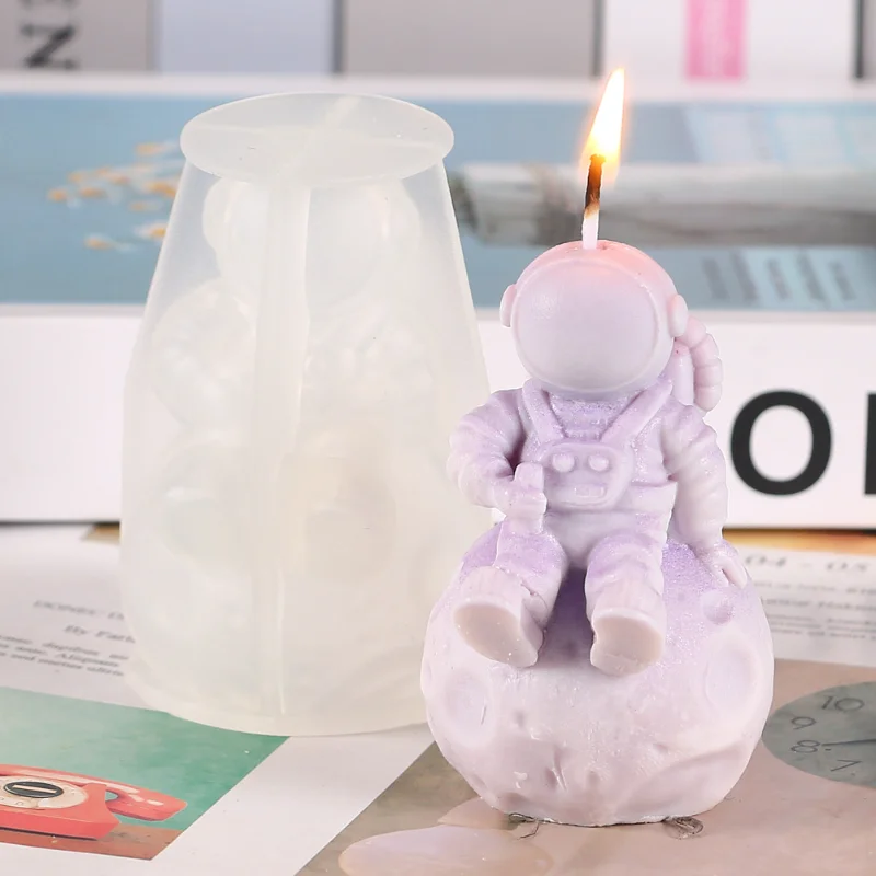 

3D Silicone Astronaut Shaped Candle Mold Lunar Human Body Molds Soap Resin Chocolate Ice Cube Mould Home Decor Soft Easy Demould