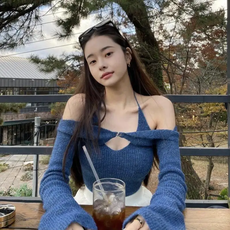 Freezia Same Style Autumn Folding Long Sleeve Shawl Knitted Shirt Women Design Sense Hanging Neck Strap Short Top Two-Piece Set
Freezia Same Style Autumn Folding Long Sleeve Shawl Knitted Shirt Women Design Sense Hanging Neck Strap Short Top Two-Piece Set
