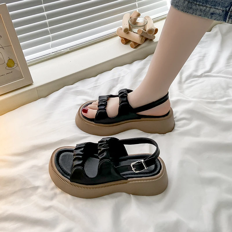 2022 Sandals Muffins shoe Female Shoe Clear Heels Med Clogs Wedge New Flat Girls Fashion Medium Summer Thick Comfort Multicolore
2022 Sandals Muffins shoe Female Shoe Clear Heels Med Clogs Wedge New Flat Girls Fashion Medium Summer Thick Comfort Multicolore