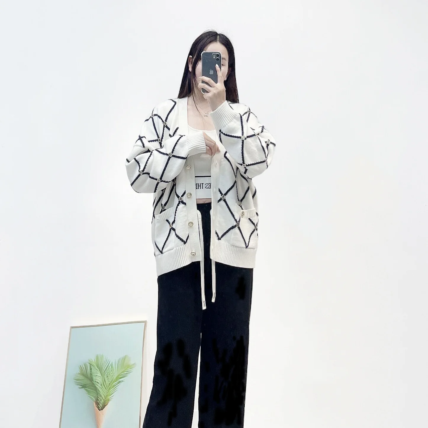 White Color Women Fashion Cardigan Full Sleeves Buttons Beading Loose Casual Lady Knitting Jackets Clothes Jumper
White Color Women Fashion Cardigan Full Sleeves Buttons Beading Loose Casual Lady Knitting Jackets Clothes Jumper