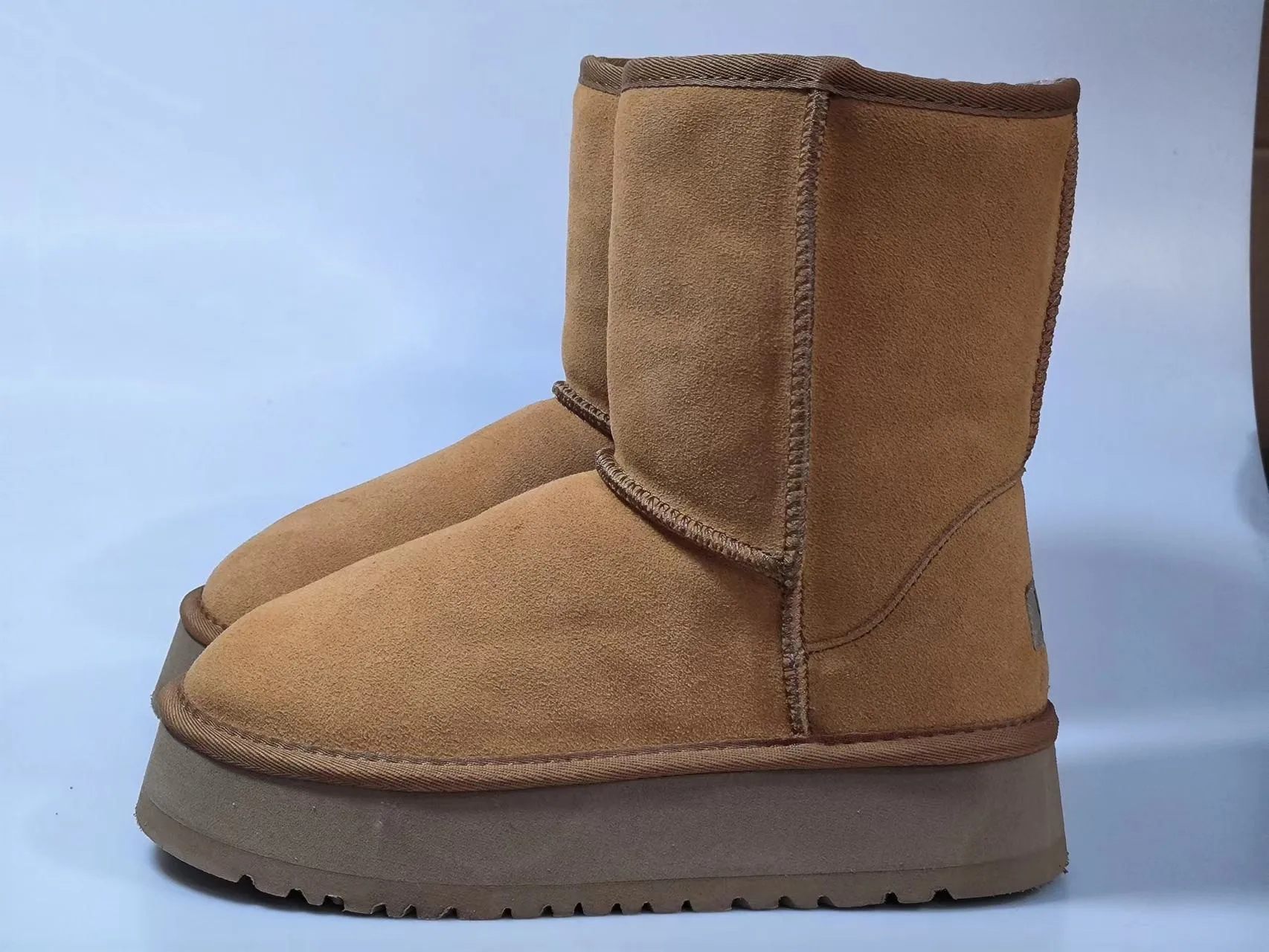 2022 Australia Women Fur Snow Boots Genuine Cowhide Leather Ankle Boots Warm Winter Boots Woman Black Shoes Large Size 34-45
2022 Australia Women Fur Snow Boots Genuine Cowhide Leather Ankle Boots Warm Winter Boots Woman Black Shoes Large Size 34-45