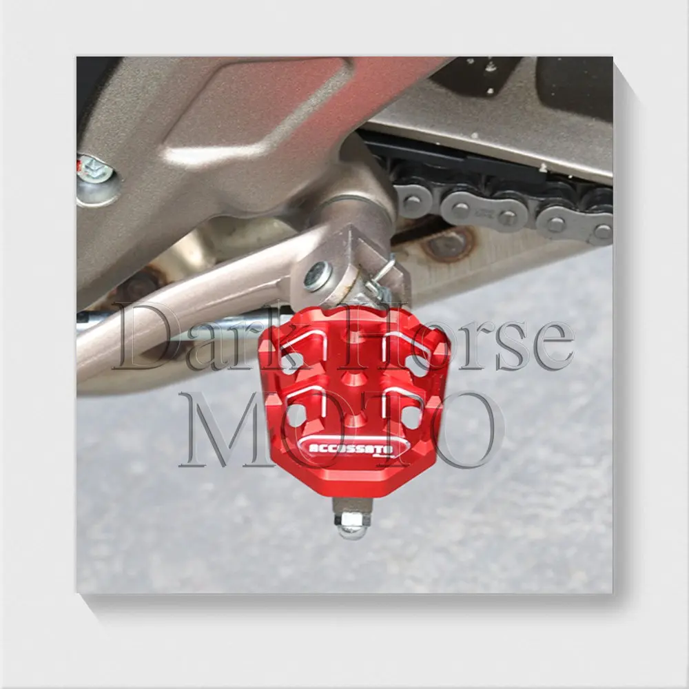 Motorcycle Modified Pedals Increase And Widen Anti-Skid Pedals Front And Rear Left And Right Pedals FOR ZONTES ZT Z2-125 Z2 125
Motorcycle Modified Pedals Increase And Widen Anti-Skid Pedals Front And Rear Left And Right Pedals FOR ZONTES ZT Z2-125 Z2 125