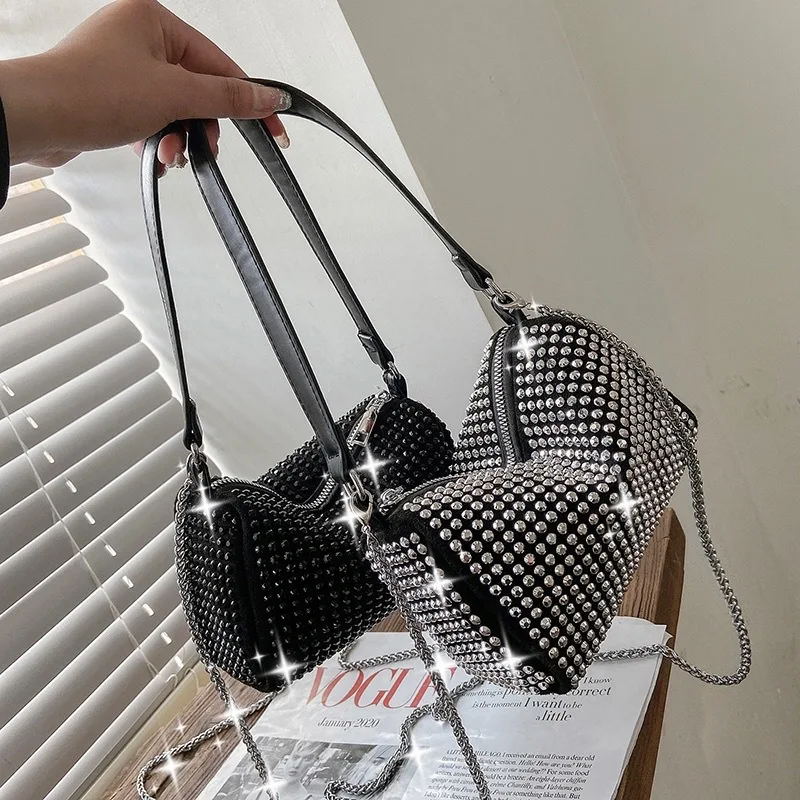 Bright diamond and diamond women's bag new fashion trend cylinder small bag chain hand-held one-shoulder messenger bag for women
Bright diamond and diamond women's bag new fashion trend cylinder small bag chain hand-held one-shoulder messenger bag for women