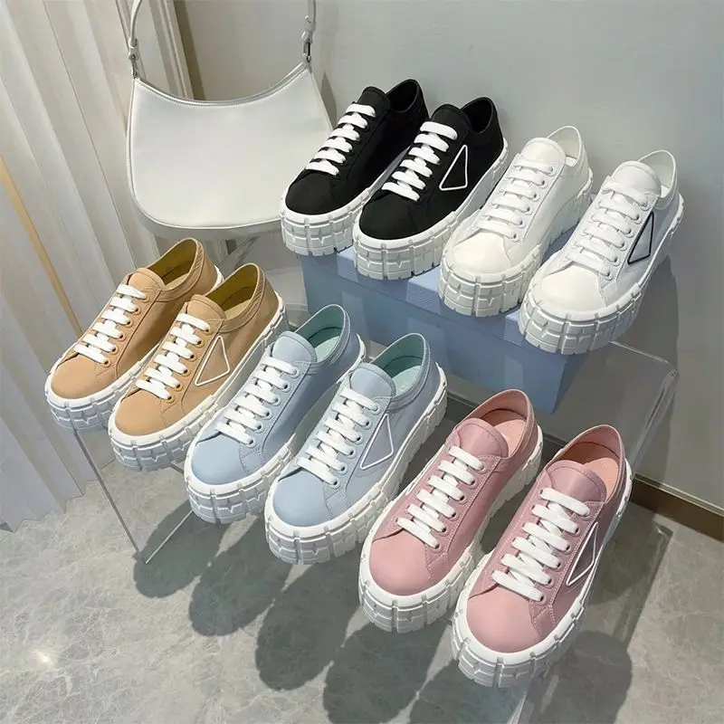 2022 New Women's Shoes Thick-soled Triangle Thick-soled Canvas Shoes All-match Heightening Sports Small White Shoes Casual Shoes
2022 New Women's Shoes Thick-soled Triangle Thick-soled Canvas Shoes All-match Heightening Sports Small White Shoes Casual Shoes