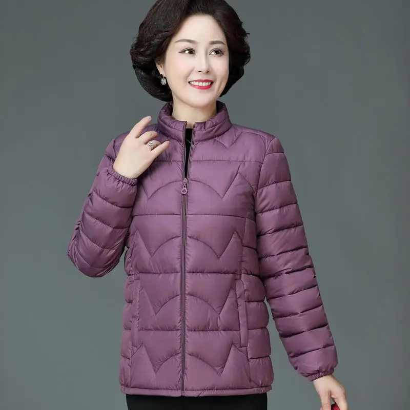 Winter 2023 New Women Elegant Korean Stand Collar Solid Zipper Parkas Fashion Casual Female Cotton Padded Coat Streetwear A07
Winter 2023 New Women Elegant Korean Stand Collar Solid Zipper Parkas Fashion Casual Female Cotton Padded Coat Streetwear A07