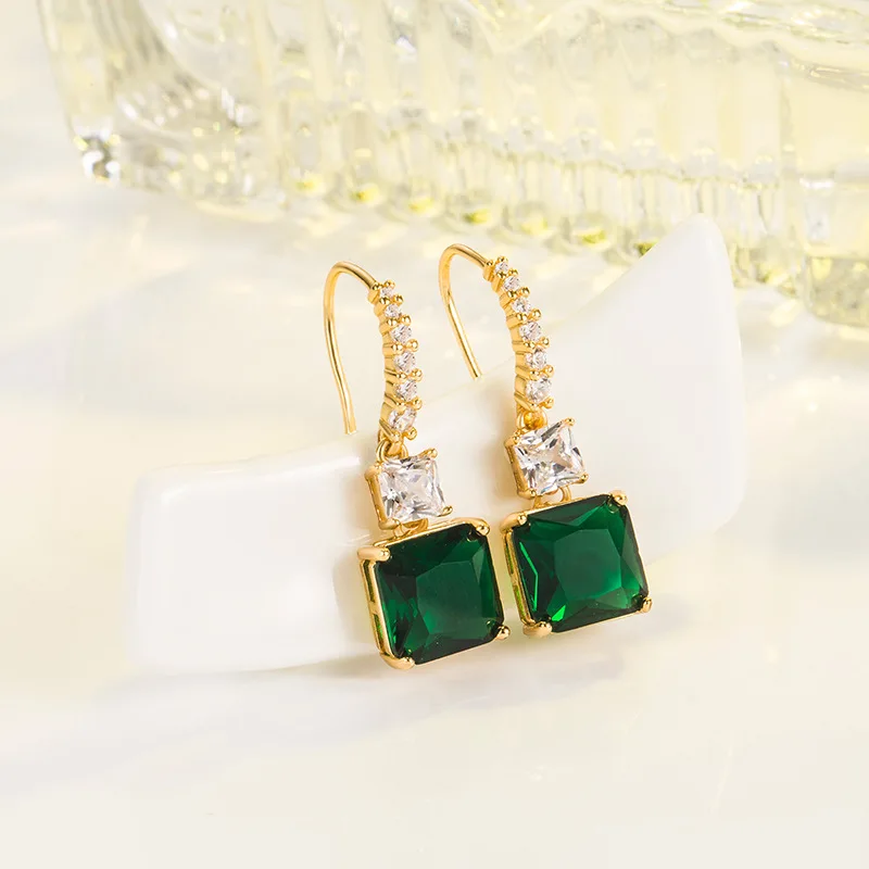 DIWENFU 14K Gold Emerald Earring Females Aros Mujer Oreja 14K Yellow Gold Origin Emerald Gemstone Jewelry Orecchini for girls
DIWENFU 14K Gold Emerald Earring Females Aros Mujer Oreja 14K Yellow Gold Origin Emerald Gemstone Jewelry Orecchini for girls