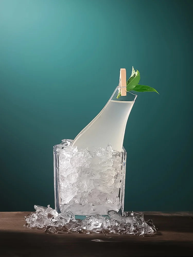 Guanyin Jade Bottle Glass Cocktail Cup Bar Soul Iced Wineglass Bartender Professional Molecular Cocktail Glass Cup Dropshipping
Guanyin Jade Bottle Glass Cocktail Cup Bar Soul Iced Wineglass Bartender Professional Molecular Cocktail Glass Cup Dropshipping