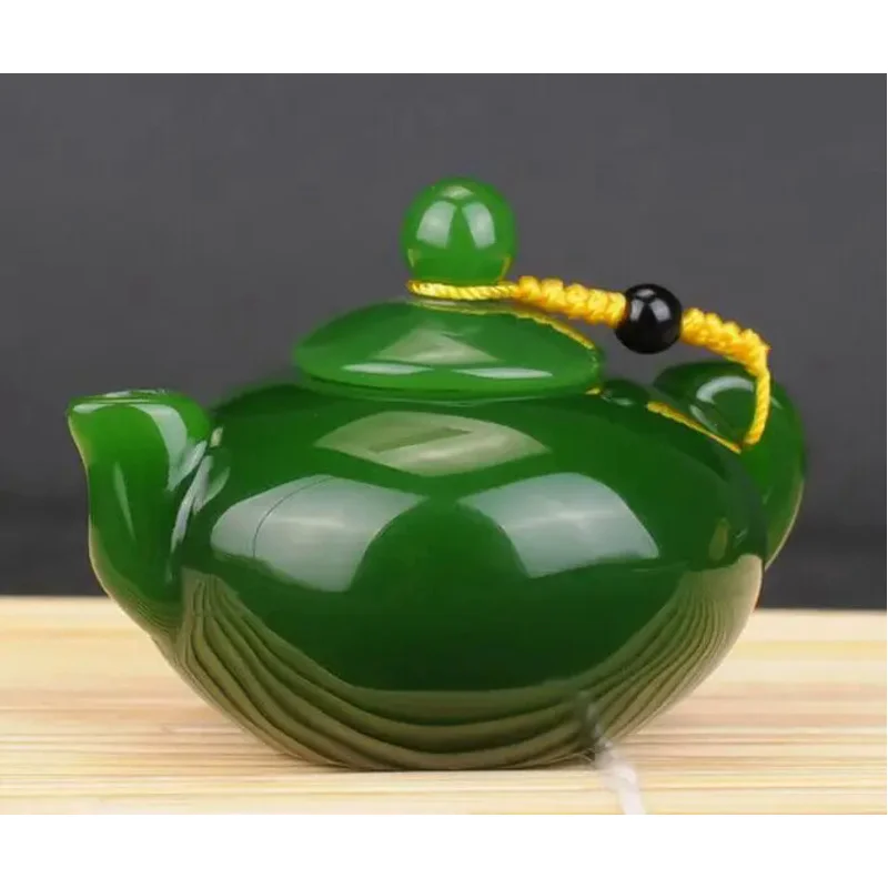 China 100% Natural Green Jade Hand Carved Small Wine Tea Pot Flagon Stoup Statue
China 100% Natural Green Jade Hand Carved Small Wine Tea Pot Flagon Stoup Statue