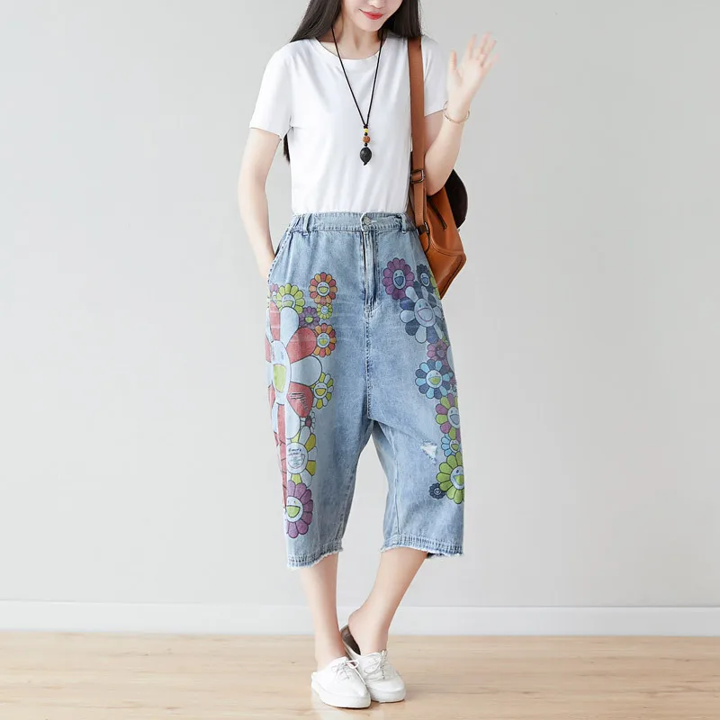 Summer 2022 Vintage Jeans Large Size Loose Cartoon Pattern Ripped Caprix Pants To Show Slimness, Hanging Crotch and Wide Legs
Summer 2022 Vintage Jeans Large Size Loose Cartoon Pattern Ripped Caprix Pants To Show Slimness, Hanging Crotch and Wide Legs