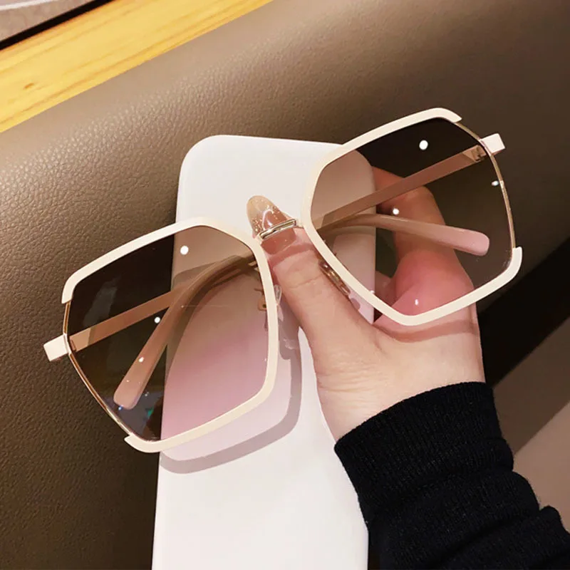 Women Luxury Square Sunglasses for Men Oversized White Tea Original Brand Design Sun Glasses Female Shades Travel Eyewear
Women Luxury Square Sunglasses for Men Oversized White Tea Original Brand Design Sun Glasses Female Shades Travel Eyewear
