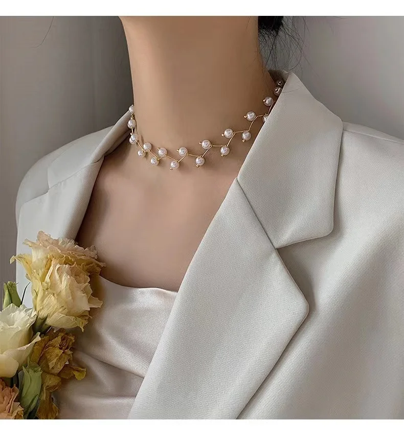 Trendy Butterfly Tassel Necklace Hollow Clavicle Chain Simple Ladies Temperament Jewelry Gift collares para mujer collares
Trendy Butterfly Tassel Necklace Hollow Clavicle Chain Simple Ladies Temperament Jewelry Gift collares para mujer collares
