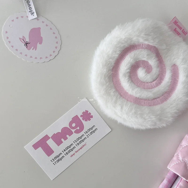 Милая розовая доска-рыба, плюшевая подставка для девочек, реквизит для съемки в форме сердца, толстая изолированная подставка, украшение для дома, подарки
Милая розовая доска-рыба, плюшевая подставка для девочек, реквизит для съемки в форме сердца, толстая изолированная подставка, украшение для дома, подарки