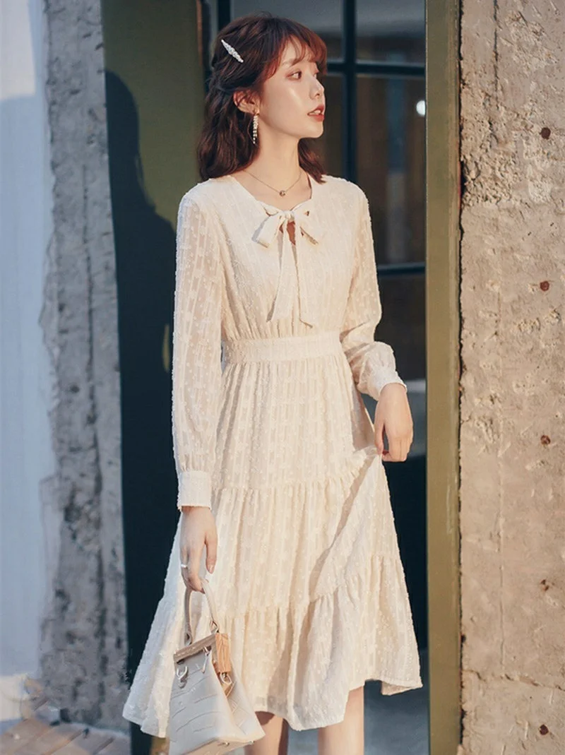 2023 Chic Chiffon White Dress Women Sweet Solid Colors Lace Up Pleated Fairy Dress Cottagecore Long Sleeve Dresses Knee-Length
2023 Chic Chiffon White Dress Women Sweet Solid Colors Lace Up Pleated Fairy Dress Cottagecore Long Sleeve Dresses Knee-Length