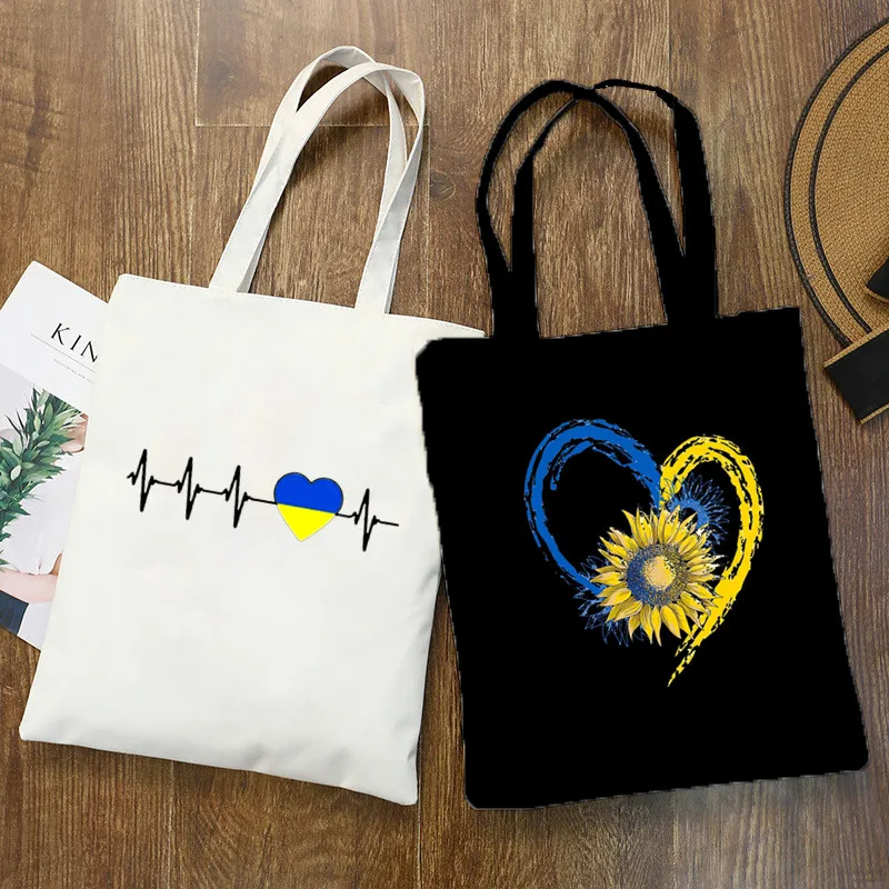 Cool Ukraine Flag Sunflower Vintage Ukrainian Lovers Ukraine Print Canvas Bag Fashion Large Capacity Shopping Shopper Hand Bags
Cool Ukraine Flag Sunflower Vintage Ukrainian Lovers Ukraine Print Canvas Bag Fashion Large Capacity Shopping Shopper Hand Bags