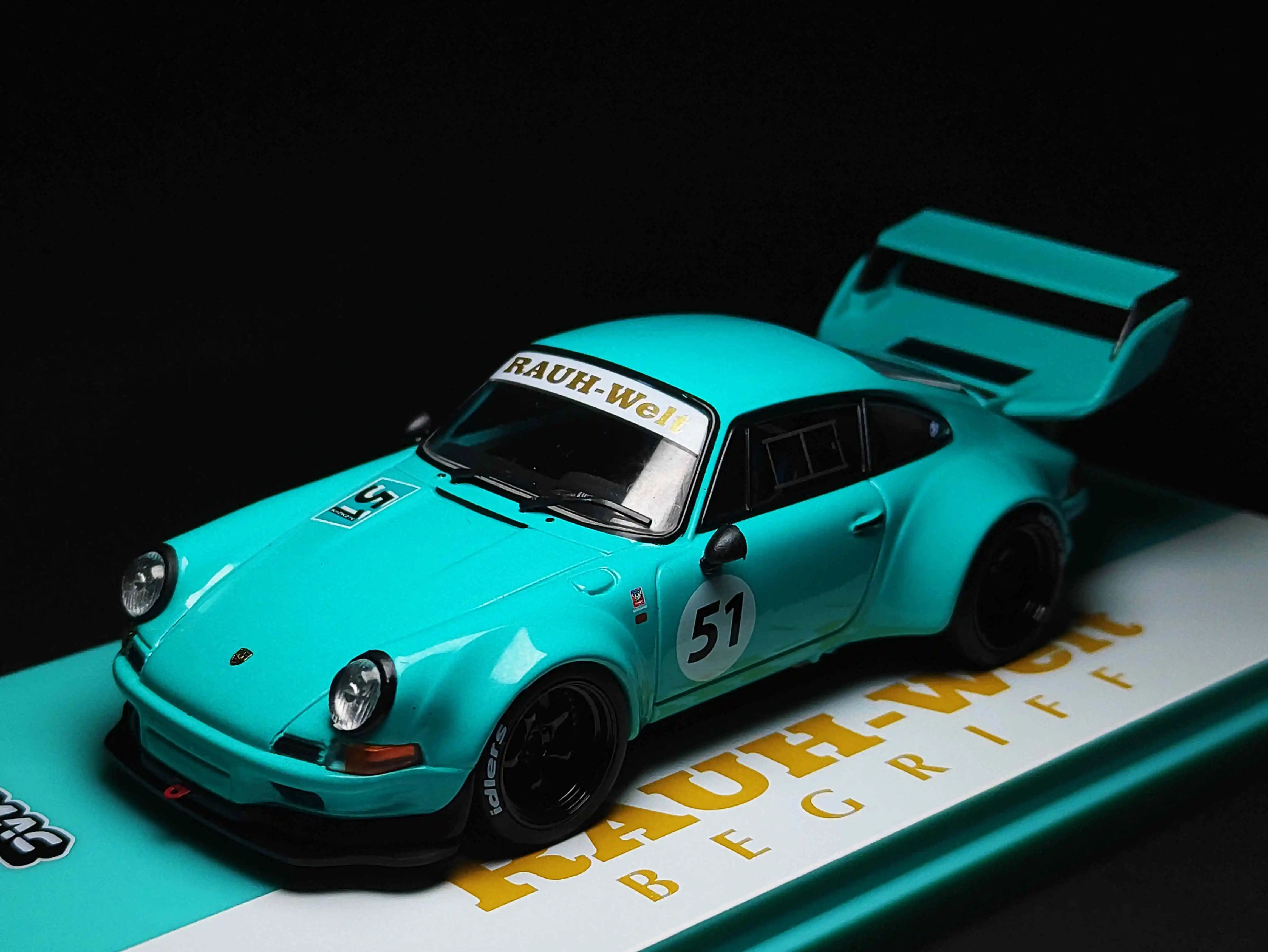 Tarmac Works 1/43 RWB 930 964 Backdate Blue DieCast Model Car Collection Limited Edition
Tarmac Works 1/43 RWB 930 964 Backdate Blue DieCast Model Car Collection Limited Edition