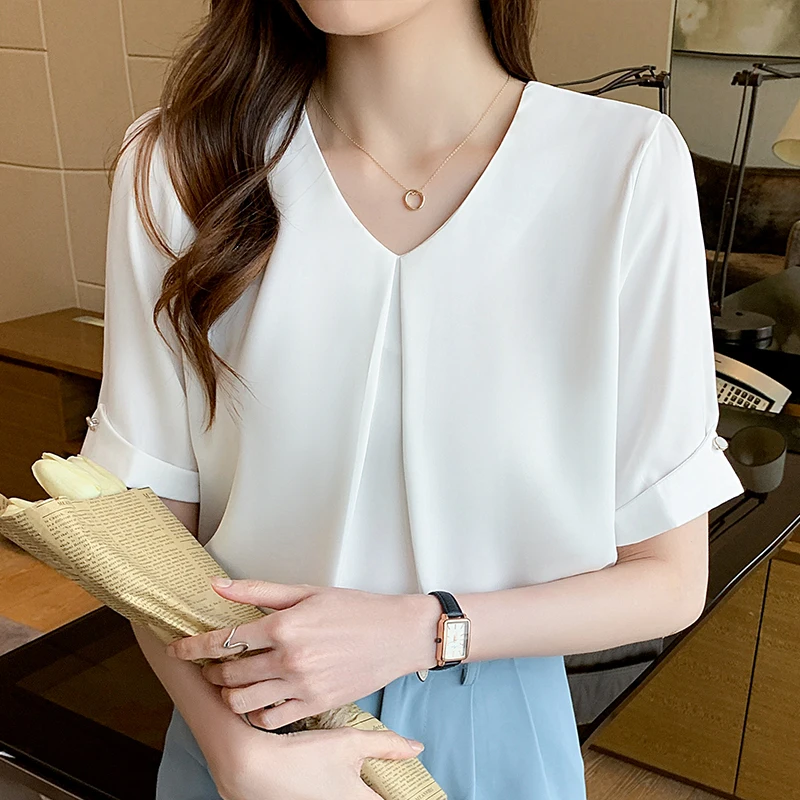 Satin Women's Blouse Large Size White Shirt Summer Elegant Short Sleeve Casual Clothing New 2022 Fashion Female Loose Top
Satin Women's Blouse Large Size White Shirt Summer Elegant Short Sleeve Casual Clothing New 2022 Fashion Female Loose Top