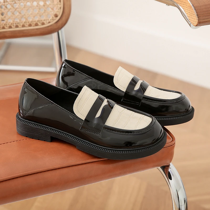 Designer Shoes Woman Quality Leather Slip on Flats Shoes for Women Loafers Ladies Shoe Zapatos De Mujer Female Zapatos Mujer
Designer Shoes Woman Quality Leather Slip on Flats Shoes for Women Loafers Ladies Shoe Zapatos De Mujer Female Zapatos Mujer