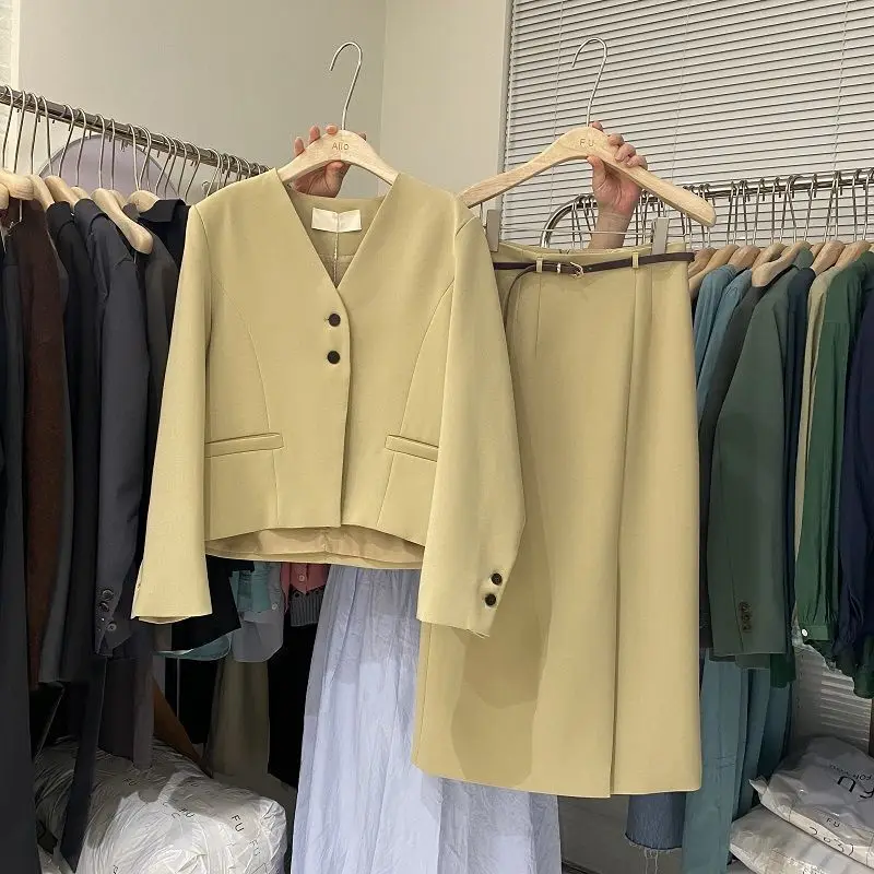 Korean style Version Set Women Autumn Temperament Suit Jacket High Waist Slim Skirt Two-piece Women 2 Piece Blazer Skirt
Korean style Version Set Women Autumn Temperament Suit Jacket High Waist Slim Skirt Two-piece Women 2 Piece Blazer Skirt