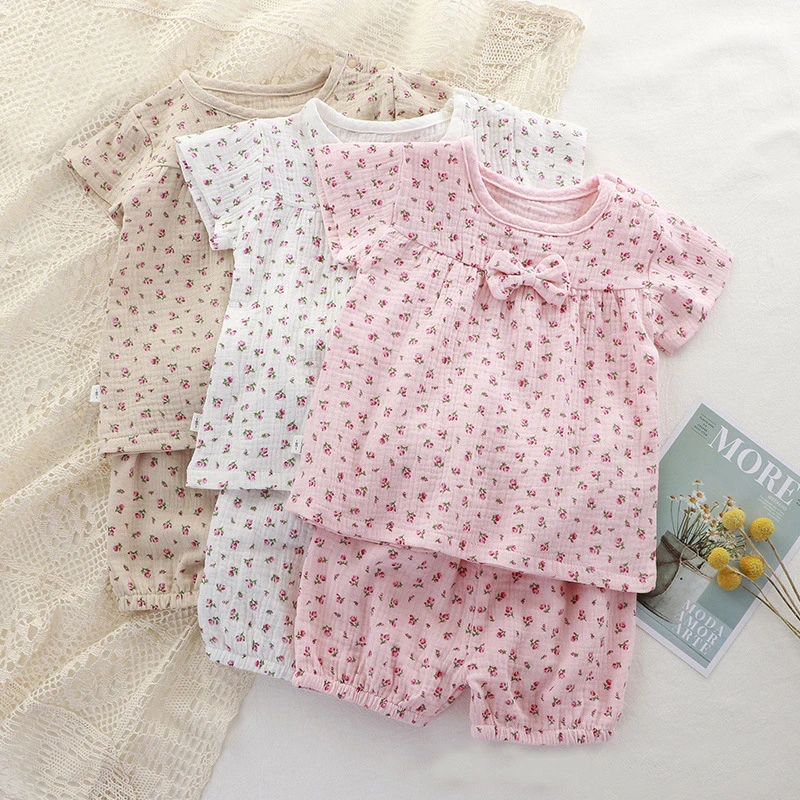 2023 Summer Loungewear Muslin Suit for Children Floral Print Children's Pajamas for Girls Soft Cozy Toddler Infant Set Homewear
2023 Summer Loungewear Muslin Suit for Children Floral Print Children's Pajamas for Girls Soft Cozy Toddler Infant Set Homewear