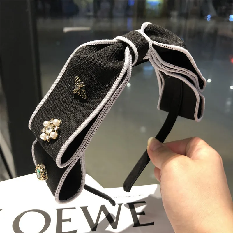 Korea High Quality Square Diamond Wide Side Hairbands Crystal Multi Color Hair Accessories Shiny Hairband Headbands For Women
Korea High Quality Square Diamond Wide Side Hairbands Crystal Multi Color Hair Accessories Shiny Hairband Headbands For Women